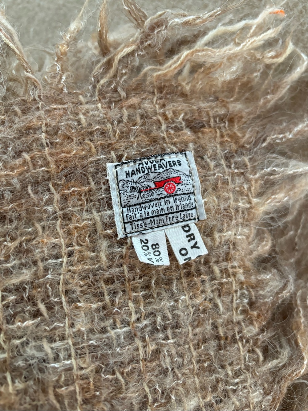 Vintage Handwoven Irish Mohair Throw - Picture 4 of 7